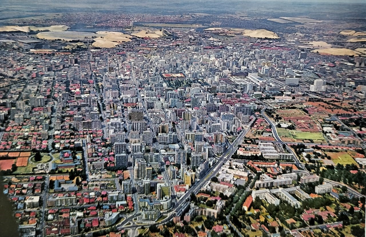 O14. Aerial Photograph Johannesburg mid 1960s via Carol Hardijzer.jpg